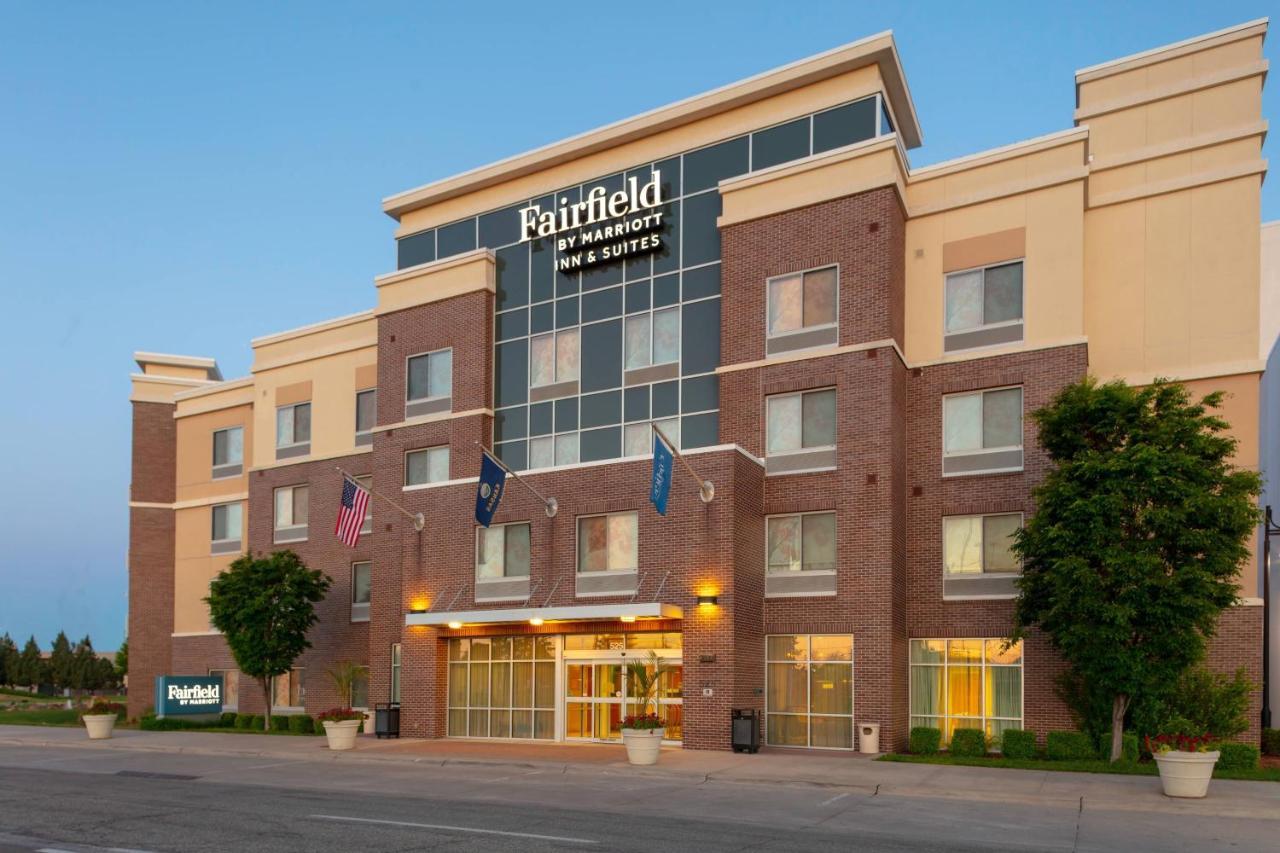 Fairfield Inn & Suites By Marriott Wichita Downtown Zewnętrze zdjęcie