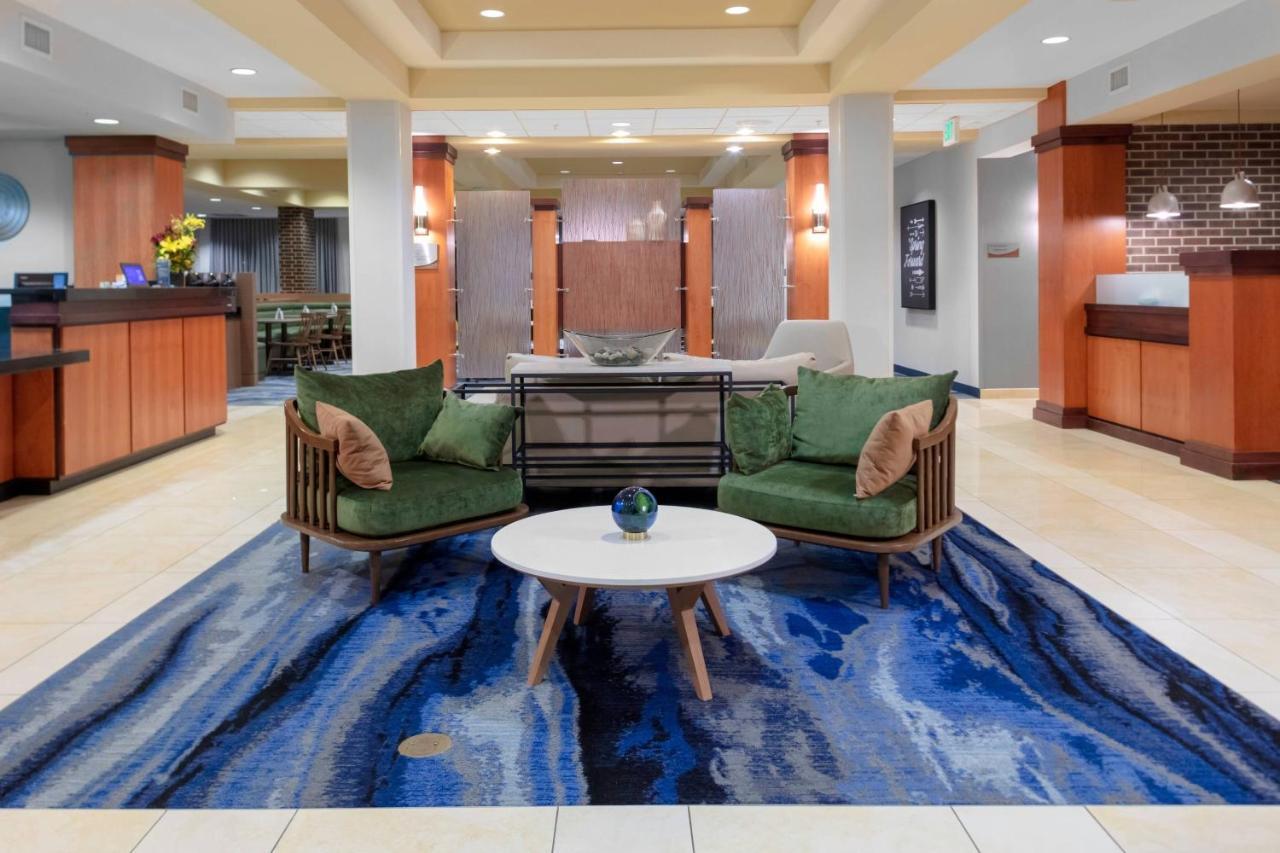 Fairfield Inn & Suites By Marriott Wichita Downtown Zewnętrze zdjęcie