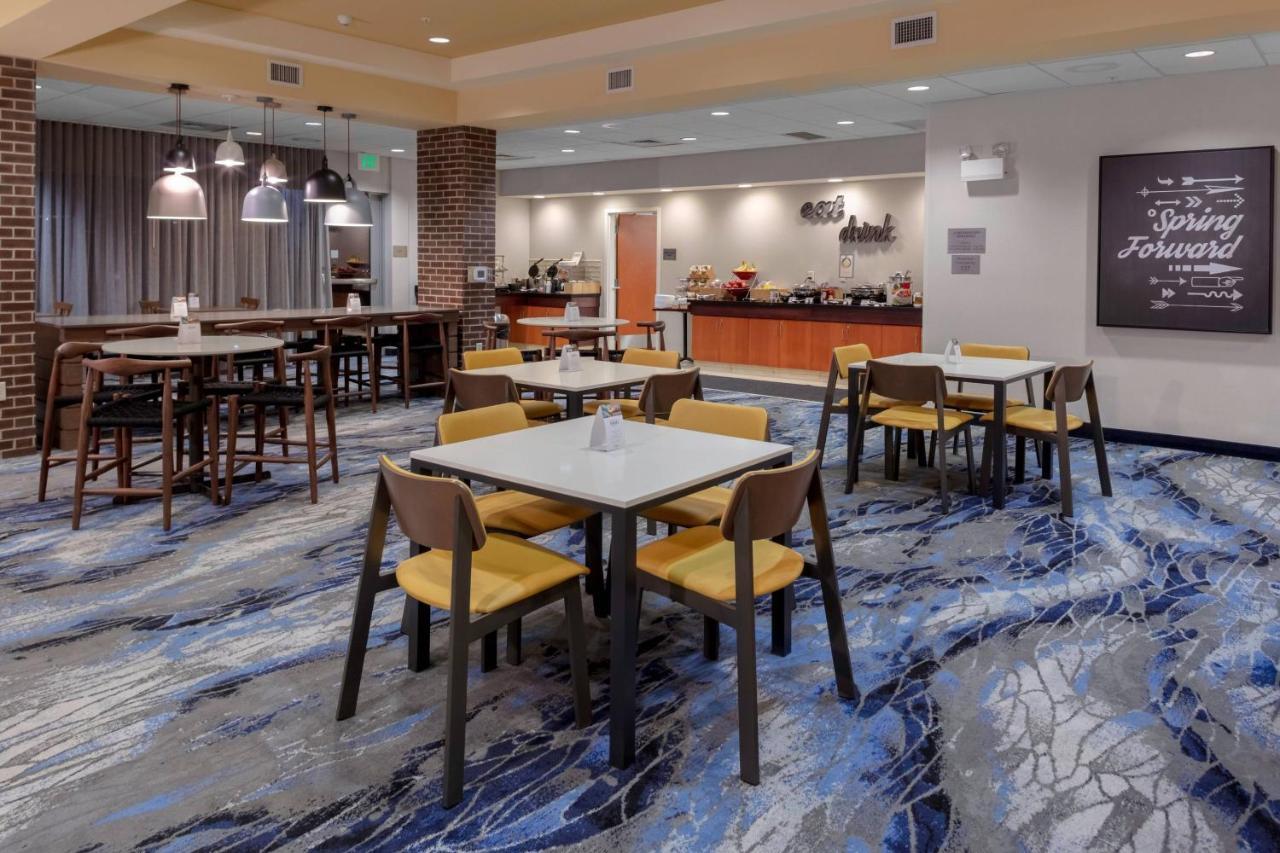 Fairfield Inn & Suites By Marriott Wichita Downtown Zewnętrze zdjęcie