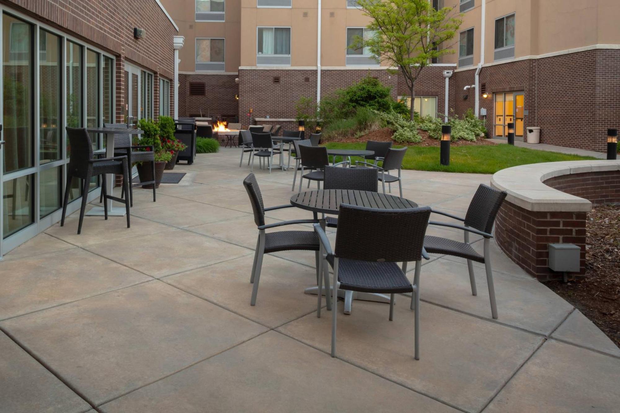 Fairfield Inn & Suites By Marriott Wichita Downtown Zewnętrze zdjęcie