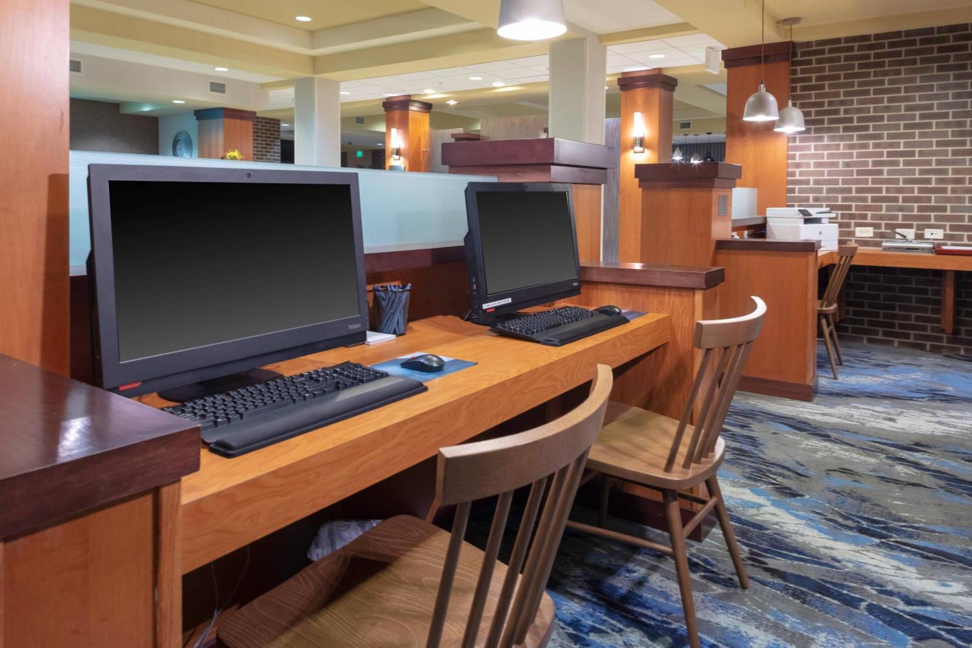 Fairfield Inn & Suites By Marriott Wichita Downtown Zewnętrze zdjęcie