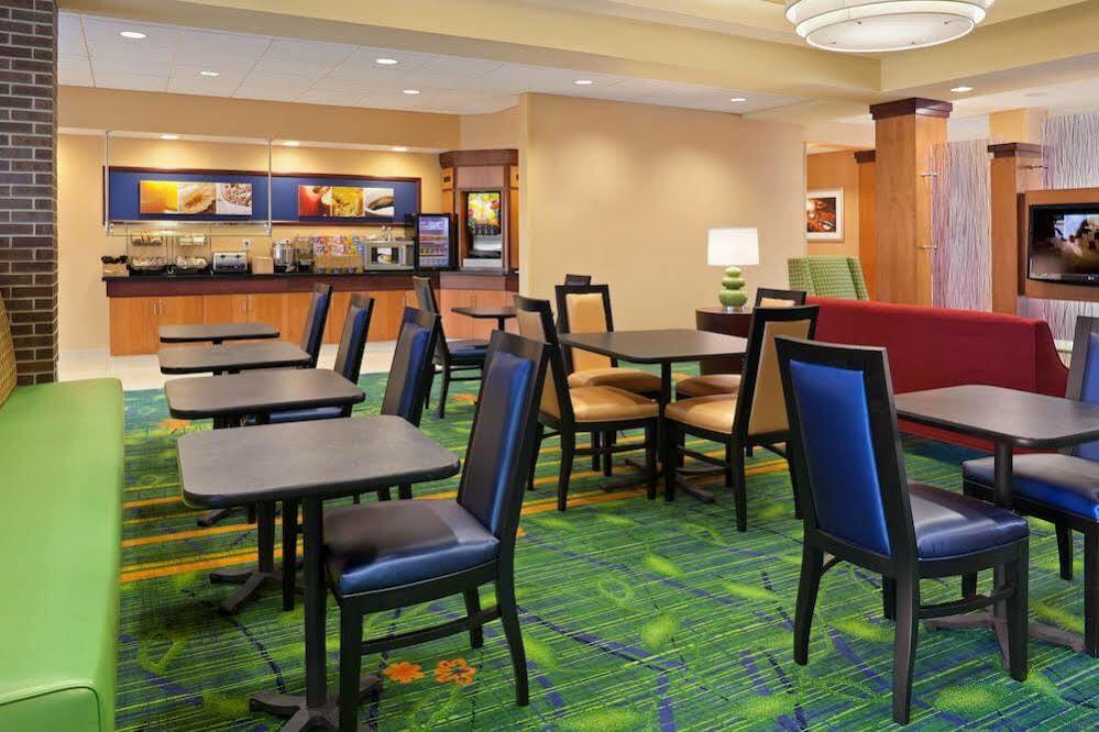 Fairfield Inn & Suites By Marriott Wichita Downtown Zewnętrze zdjęcie